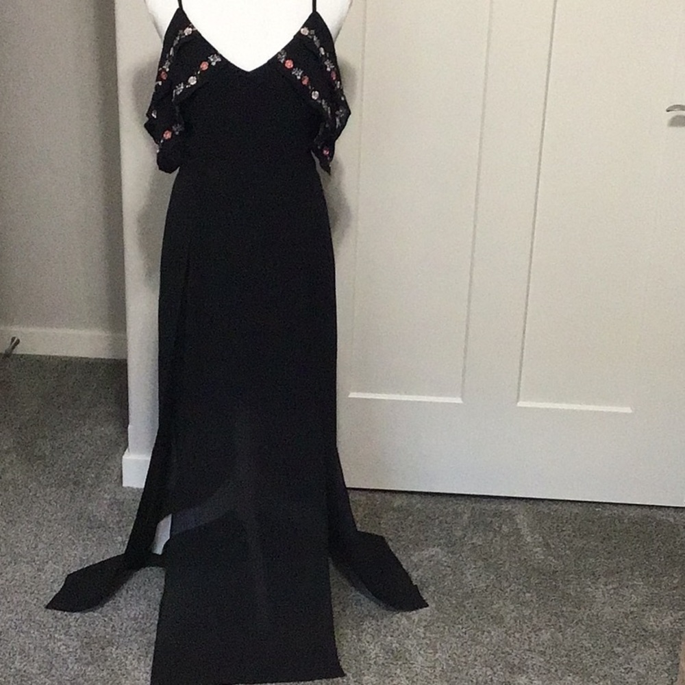 NWT Size M The Clothing Company Black Maxi Dress!